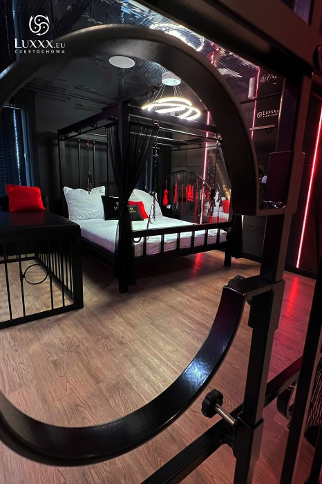 LUXXX - Adults only apartment in Częstochowa